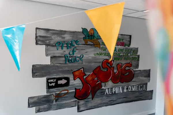 HR Ellen Frederique – lege zalen-bloemen-8